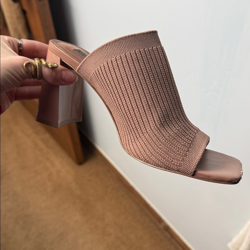 Chic Pink Open-Toe Block Heel Mules